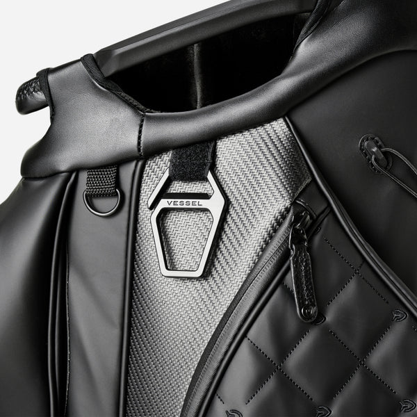 Metro Crossbody, Vegan Leather Shoulder Bag | Monos Luggage & Bags